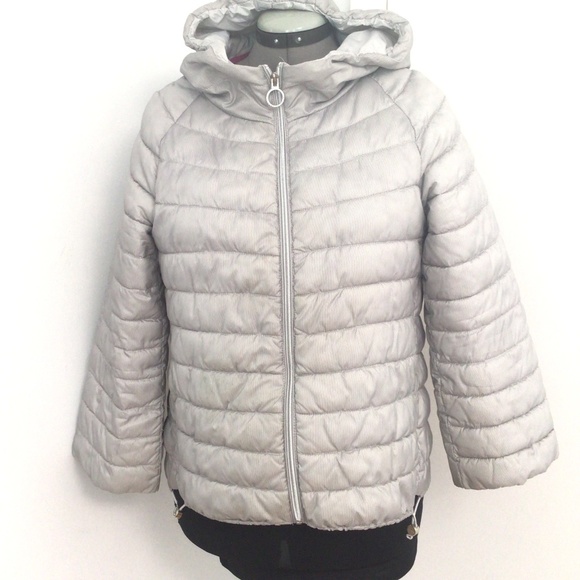 BCBGeneration Jackets & Blazers - BCBGeneration Ultra Light Weight Striped Jacket
